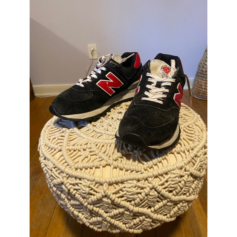 New Balance 574 Sneakers Black Red Suede Low Top ENCAP (Mens 8.5 | Women's 10)